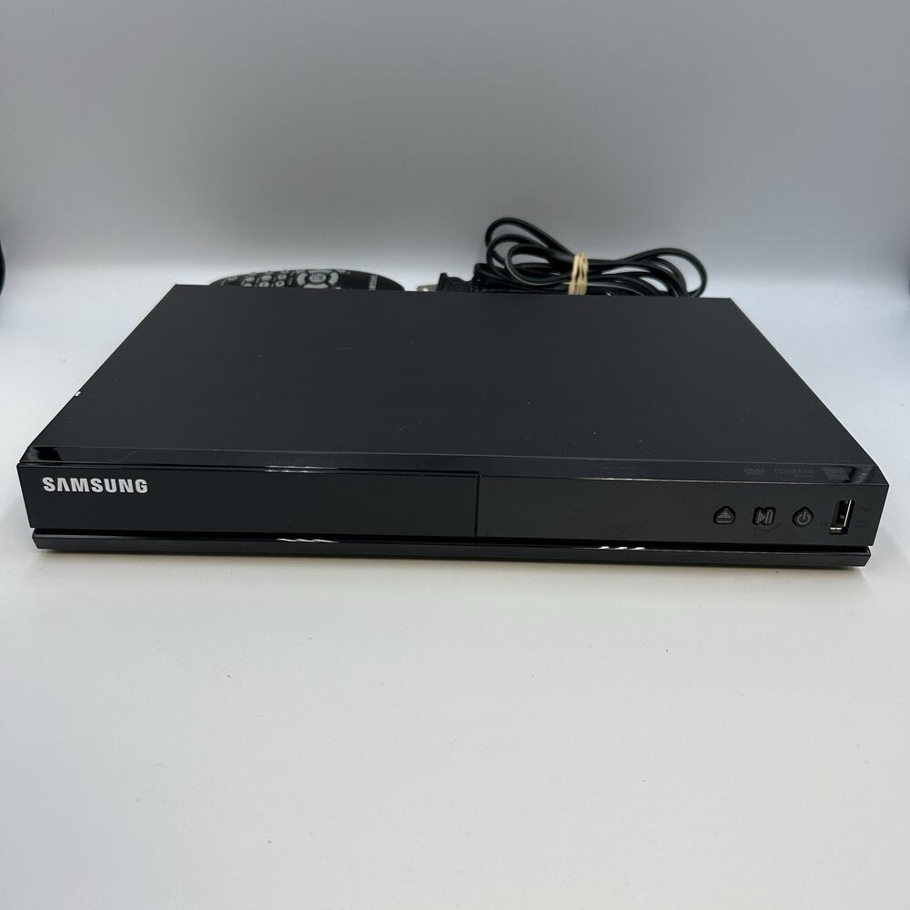 Samsung DVD-E360 DVD Player USB With Remote - Tested Working